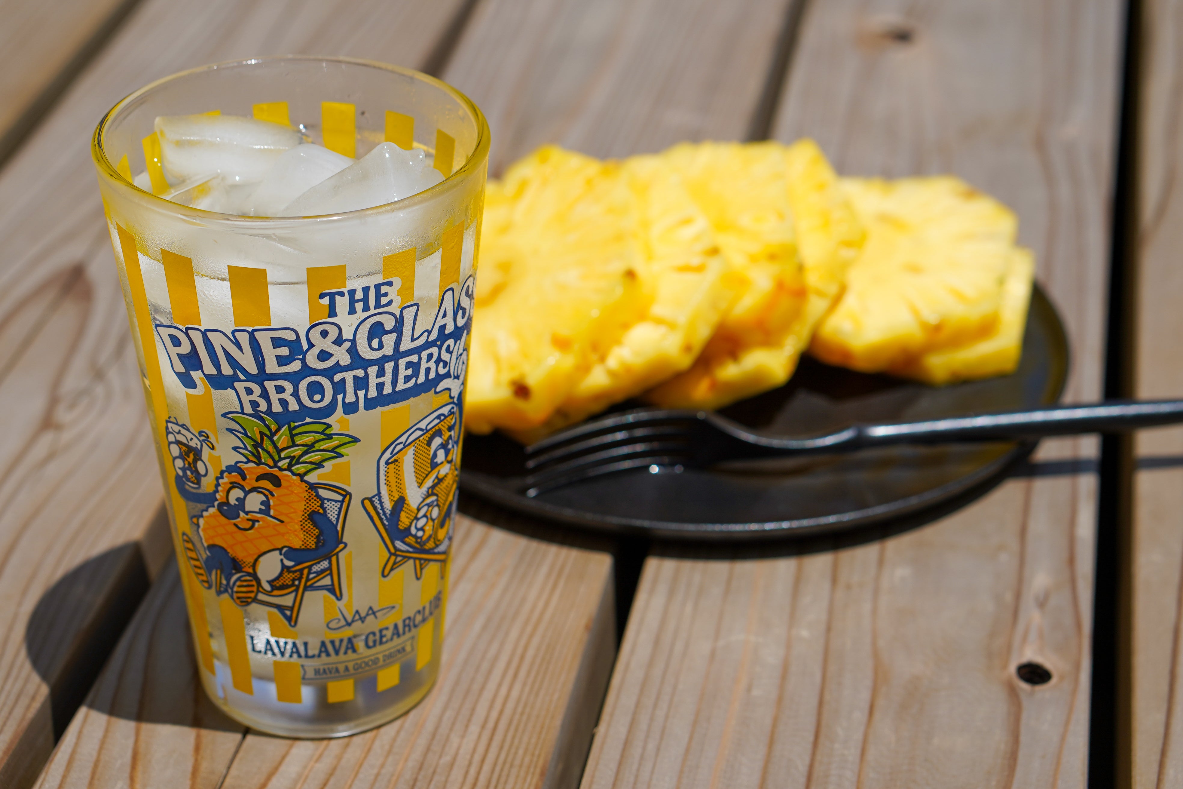 パインとグラス | LAVA LAVA GEARCLUB.